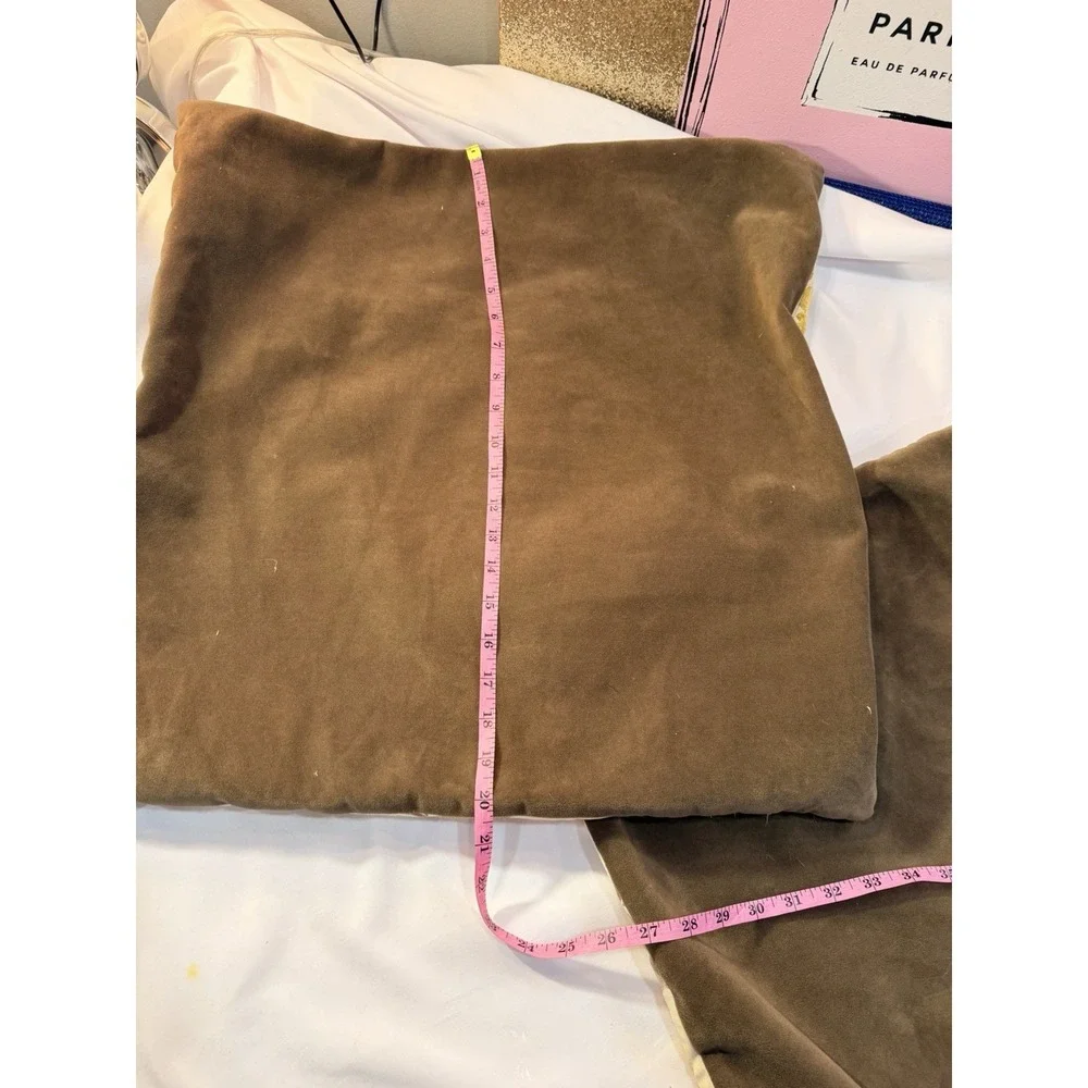 2 FeatherPillow Covers Luxury Earth Tones Tan Thick‎ Zipper Cleaned 321